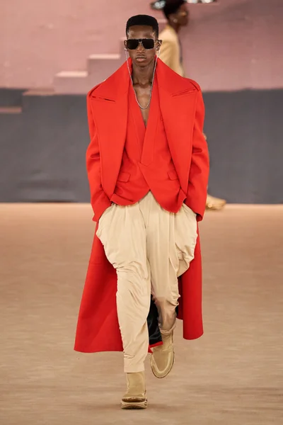 Look 38